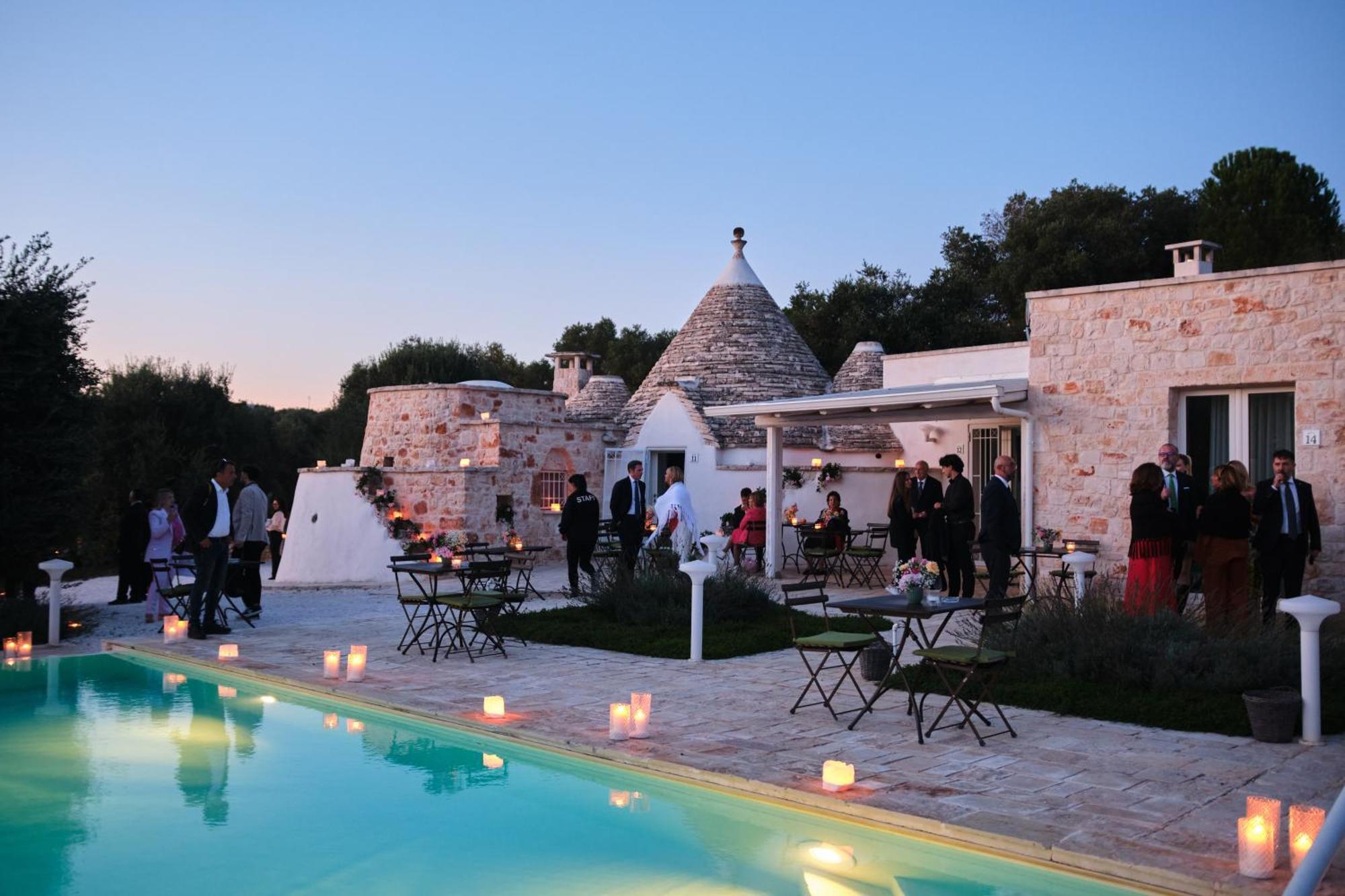 مبيت وإفطار أوستوني Relais Trulli Le Icone المظهر الخارجي الصورة