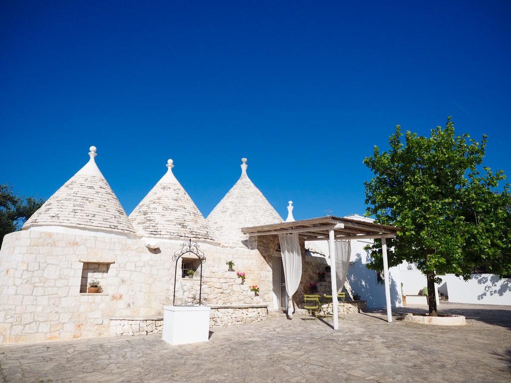 مبيت وإفطار أوستوني Relais Trulli Le Icone المظهر الخارجي الصورة